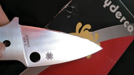 Pongo a la venta este cuchillo. 
Spyderco mule 09 descatalogado. Acero cobalt special San Mai. Me compre 01