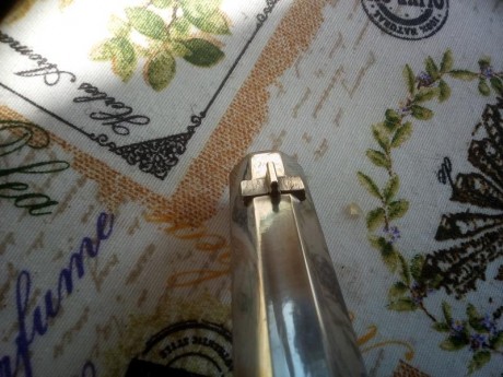 Vendo, por no usar, pistola  William Parcker of London Match , cal. 45, de Ardesa, seminueva. Tiene apenas 10