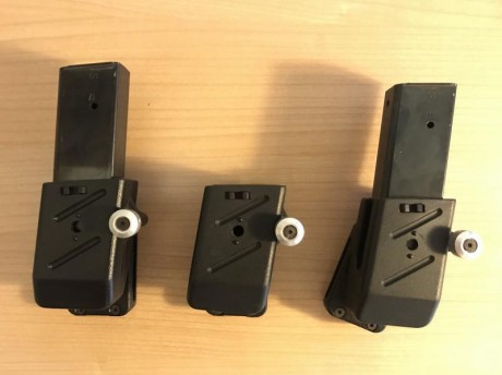 Como pone en el titulo, vendo 3 porta cargadores tipo CR-Speed universales dado que se pueden hacer más 02