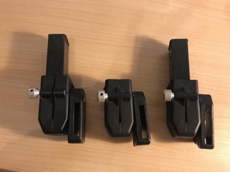 Como pone en el titulo, vendo 3 porta cargadores tipo CR-Speed universales dado que se pueden hacer más 01