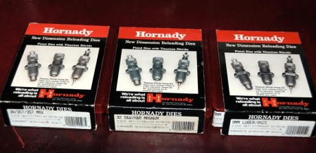 Vendo los tres juegos de DIES HORNADY máxima calidad, Juntos o separados estan en perfecto estado simplemente 01