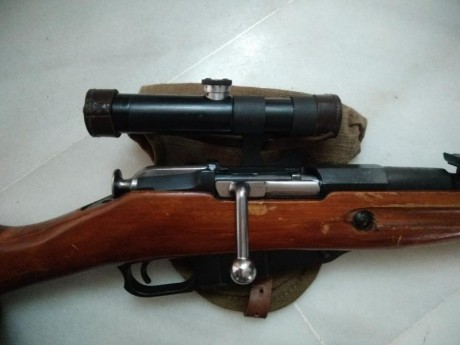 Buenas tardes 
Dispongo de un mosin nagant Sniper con visor PU X3.5
Calibre 7.62x54R
Año 1928 cajón hexagonal
Estado 00