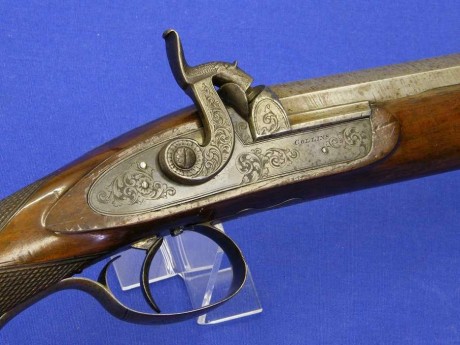 Voy a colocar unas fotos de un arma larga alemana de llave de mecha del siglo XVI. 130
