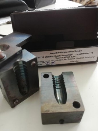 Vendo esta turquesa Hensel que he utilizado una sola vez porque me equivoqué al comprarla.Me costó puesta 00