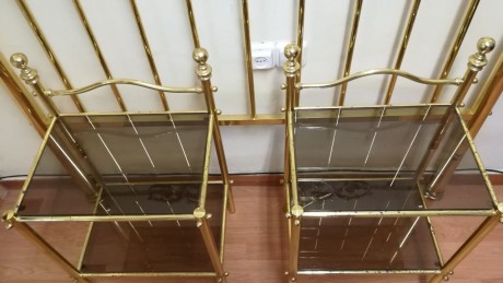 Pues eso, adjunto fotos de los objetos principales, pero tengo alguno más. Como podéis ver son de altísima 12