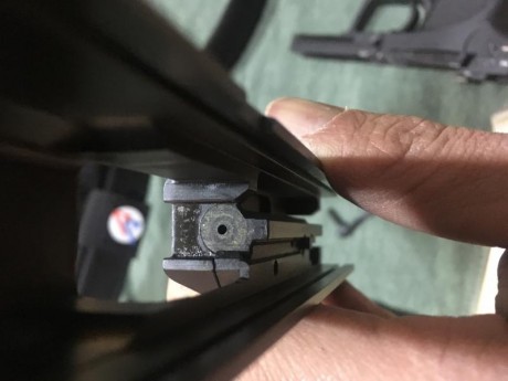 vendo H&K USP 9mm con cuatro cargadores 

incluye cinturón velcro de IPSC Double Alfa con 4 portacargadores 21