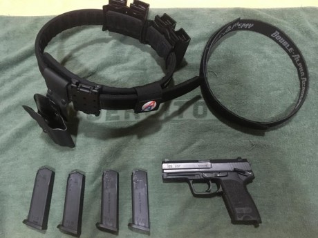vendo H&K USP 9mm con cuatro cargadores 

incluye cinturón velcro de IPSC Double Alfa con 4 portacargadores 00