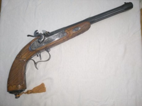 Vendo Gastinne Renette versión de lujo de ARSA.

Firmada por J. M. Araquistain en Berriz. El arma no tiene 01