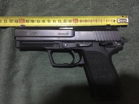 vendo H&K USP 9mm con cuatro cargadores 

incluye cinturón velcro de IPSC Double Alfa con 4 portacargadores 121