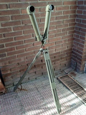 En venta este telescopio de tijera o trinchera o antena alemán (Scherenfernrohr) 10x  5º en muy buen estado, 00