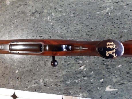 Vendo rifle stutzen Van Heer, armero artesano de Namur, Belgica. Cal. 9.3x62
Cañón de 56 cm.
Cargador 112