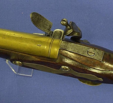 Voy a colocar unas fotos de un arma larga alemana de llave de mecha del siglo XVI. 161