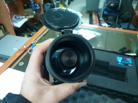 Buenos dias compañer@s:
Despues de varias semanas intentando encontrar informacion sobre este visor y 01