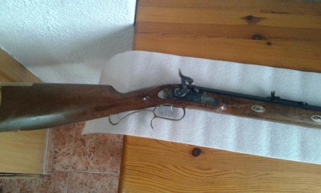 Hola tengo a la venta un rifle de avancarga marca ardesa, modelo HAWKENS, calibre 45 y paso de estria 02