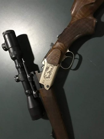 Vendo rifle express Merkel B3 por no uso. Calibre 9,3x74R como nuevo. Se vende con monturas originales 00