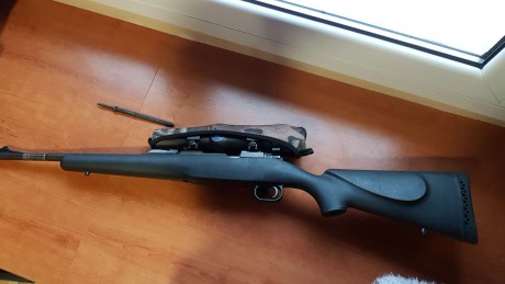 Muy buenas a todos, 

Mi tio, pone en venta su Cetmeton FR8 preparado para caza.

El rifle dispone de 02