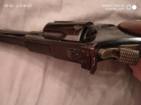 Hola a todos
Vendo Taurus 689 calibre 357 Magnum.
Muy poco tiros, con su caja original.
El precio incluye 21