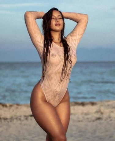 retiro el otro hilo por acumular demasiadas paginas e imágenes de señoritas  :mrgreen: 160