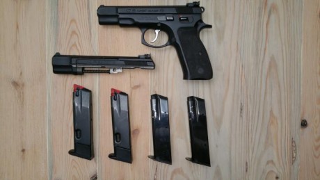 Pistola cz  85   con dos carros 9 p y 22    450 €    tf del dueño ( diego ) 636958482 por favor llamar 00