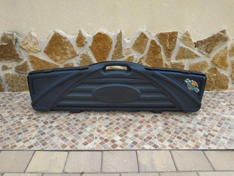 Por razones de falta de tiempo me deshago sel siguiente equipo:

- Carabina Cometa Lynx 6.35 PCP MK2 (el 21