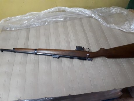 VENDO CARABINA DESTROYER  9L ESTA PERFECTA PERO CON SUS AÑOS 
ESTA EN MURCIA  200 EUROS
POSEO UNAS 200 02