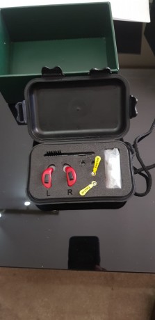 En venta. Solo estrenados
Protectores auditvos Luxx
350€, están en Baeza, Jaen
Ideales para caza y tiro 02