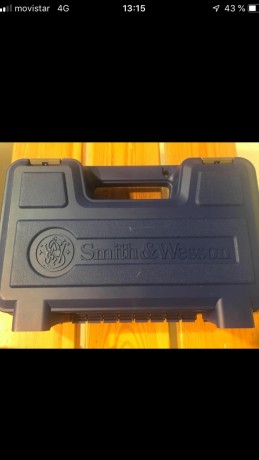 VENDIDO MALETIN SMITH WESSON PARA ARMA CORTA. 
QUITAR EL ANUNCIO 
GRACIAS 01
