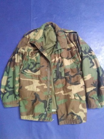 Hola, vendo este chaqueton del ejercito polaco nuevo,el camuflage que usan actualmente las fuezas armadas 30