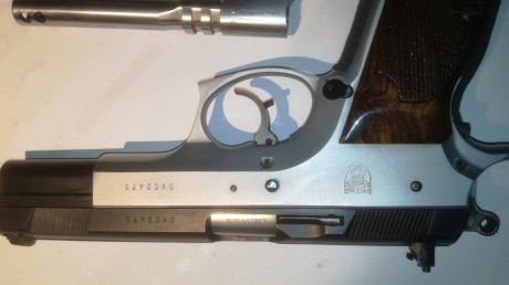 Buenas , un amigo del club me pide que ponga a la venta varias armas ,el precio de cada una son 400e  22