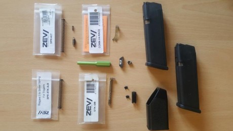 Se vende pistola Glock 17 de 4ª Generación, bien cuidada. Tiene unos 2.000 disparos siempre con munición 21