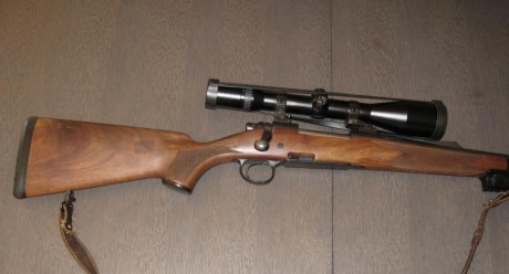 VENDIDO. Vendo REMINGTON 7x64 Alta Montaña MOD.700 con Visor ZEISS 2.5-10X48. Cargador extraible. 1.150€. 01