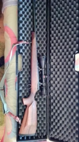 swiss arms shr 970 300wm 750 euros.
Weatherby European 8x68S 700 euros. 

Swiss arms con monturas y anillas 01