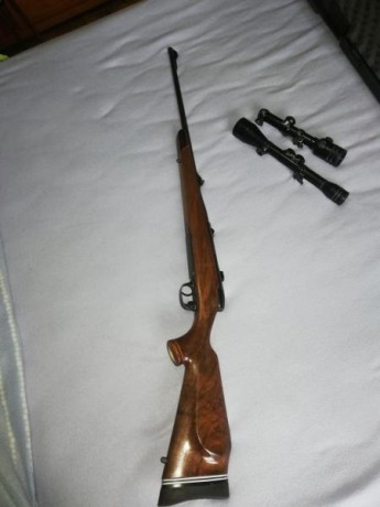 swiss arms shr 970 300wm 750 euros.
Weatherby European 8x68S 700 euros. 

Swiss arms con monturas y anillas 00
