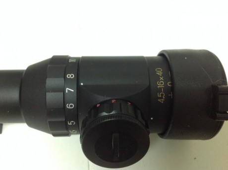 Vendo visor Konus, modelo Konuspro M30, 4,5 - 16 x 40 retícula mil dot iluminada con anillas para carril 00