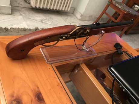 Saludos amigos del foro, vendo Tanzutsu de Arsa, calibre 410” en muy buenas condiciones. Gran pistola 12
