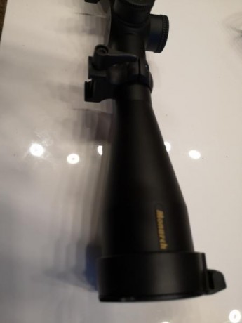 En buen estado, tapa lentes delantero no es original (el original se rompió) se incluyen las monturas 62