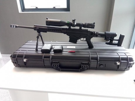 Se vende de nuevo conjunto de rifle visor y accesorios, el rifle está nuevo como se puede apreciar y probar 10