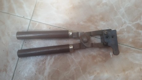 Buenos días .
Por petición de un compañero del campo de tiro que no se maneja bien con los ordenadores 01