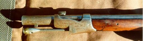 Voy a colocar unas fotos de un arma larga alemana de llave de mecha del siglo XVI. 72