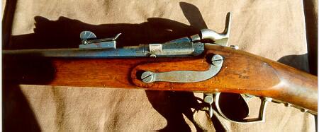 Voy a colocar unas fotos de un arma larga alemana de llave de mecha del siglo XVI. 70