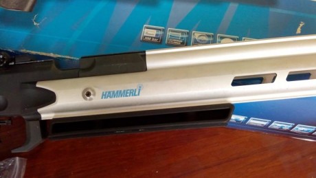 Vendo carabina para la práctica de tiro en galería a 10m , HAMMERLI AR20 , calibre 4,5 ,con diopter y 12