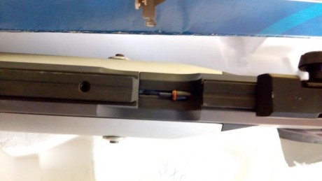 Vendo carabina para la práctica de tiro en galería a 10m , HAMMERLI AR20 , calibre 4,5 ,con diopter y 32
