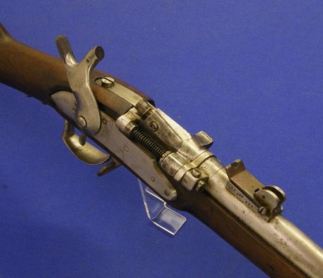 Voy a colocar unas fotos de un arma larga alemana de llave de mecha del siglo XVI. 100