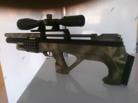 ..Suigo probando con las pinturas krylon camo. El acabado es muy bueno e incluso el tacto.Para mejorar 01