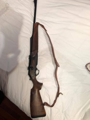 Buenos días a todos,

Pongo a la venta este fantástico Browning Maral.  Importante:  Por temas de estudios 01