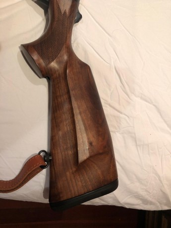 Buenos días a todos,

Pongo a la venta este fantástico Browning Maral.  Importante:  Por temas de estudios 11
