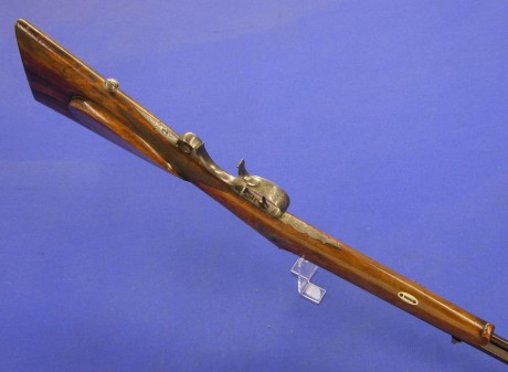 Voy a colocar unas fotos de un arma larga alemana de llave de mecha del siglo XVI. 130
