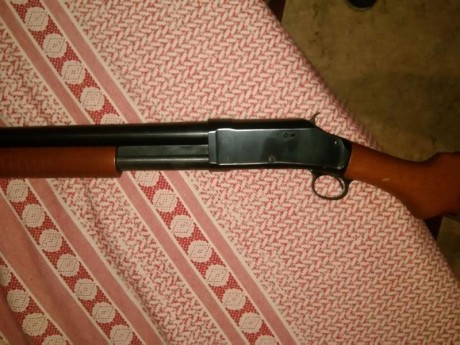 Un saludo, pongo a la venta una escopeta norinco 1897, apenas usada, fotos por WhatsApp precio 450€. 01