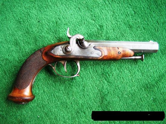 Buenas noches

A rey muerto,rey puesto.

Acabo de apalabrar la compra de esta pistola (ya llevo tiempo 162