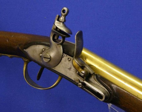 Voy a colocar unas fotos de un arma larga alemana de llave de mecha del siglo XVI. 90